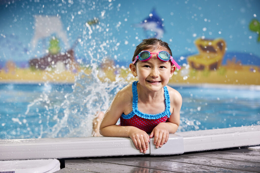 Kh 020 Bl Jump Swim 160523 Kh 020 Bl Jump Swim 160523
