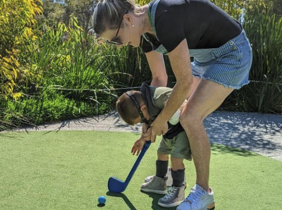 Point Walter Golf Course partners with What Ability Foundation to provide community experiences for people with a disability