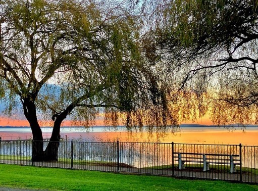Lake Colac Holiday Park turns recycling into more than $1,800 of community support