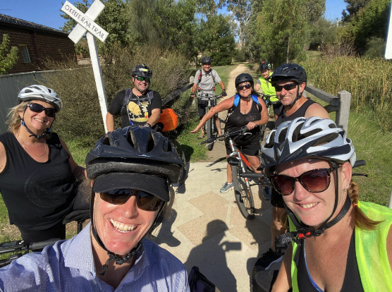 Gurri Wanyarra Wellbeing Centre members enjoy Bendigo bike ride